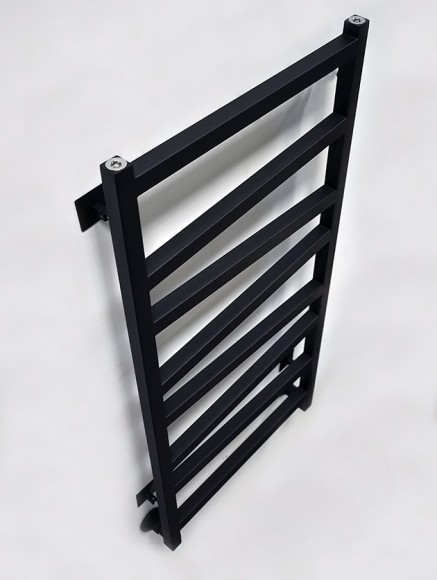 Приоритет PRIOFORM QUADRO ZIGZAG QZ2 "Реплика" черные водяные полотенцесушители из нержавеющей стали (30х30)
