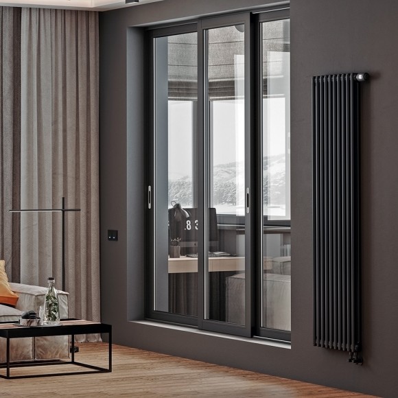 Стальной трубчатый радиатор Royal Thermo Insignia C2180 8 сек (Боковое подключение) черный RAL 9005 Стальной трубчатый радиатор Royal Thermo Insignia C2180 8 сек (Боковое подключение) черный RAL 9005