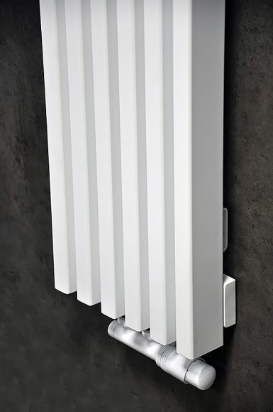 Радиатор стальной трубчатый Steel Hot (30-60) V 1500 - 6 сек. (НП центр. RAL 9016) Радиатор стальной трубчатый Steel Hot (30-60) V 1500 - 6 сек. (НП центр. RAL 9016)