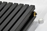 Стальной трубчатый радиатор KZTO Quadrum 30V 2-1750 6 сек НП универсал (структурный черный шелк RAL 9005) Стальной трубчатый радиатор KZTO Quadrum 30V 2-1750 6 сек НП универсал (структурный черный шелк RAL 9005)
