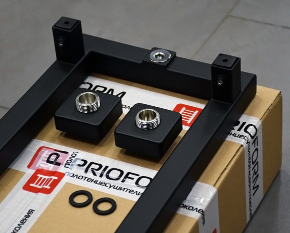 Приоритет PRIOFORM DOUBLE FRAME V водяной вертикальный дизайн радиатор из нержавеющей стали