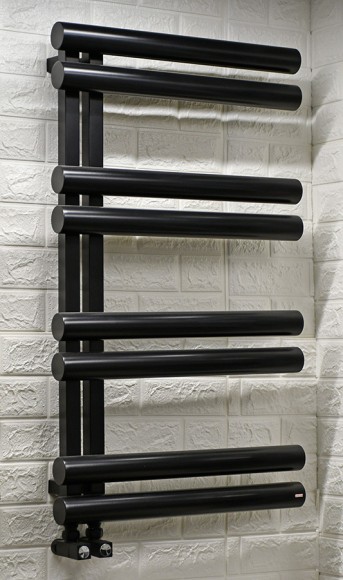 Grota Lato (L) 530x900 (черный матовый) водяной дизайнерский полотенцесушитель из нержавеющей стали* Grota Lato (L) 530x900 (черный матовый) водяной дизайнерский полотенцесушитель из нержавеющей стали*