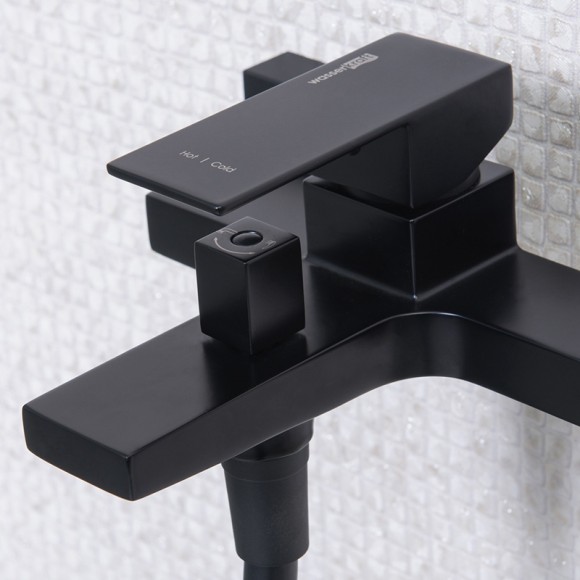Wasserkraft Abens 2001 Смеситель для ванны с коротким изливом (черный Soft-touch)