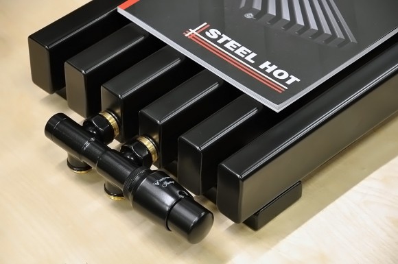Радиатор стальной трубчатый Steel Hot (30-60) V 1500 - 6 сек (НП центр, RAL 9005)