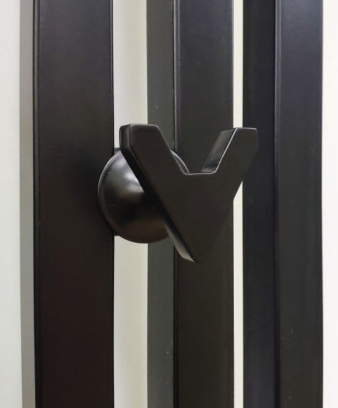 Крючок STEEL HOT VIP цвет по RAL (1 шт.) Крючок STEEL HOT VIP цвет по RAL (1 шт.)