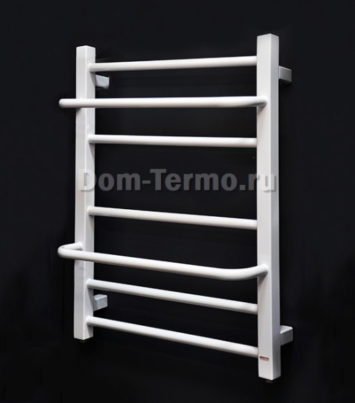 Белый Полотенцесушитель Грота (Grota) Vista  480х600 мм, водяные и электрические полотенцесушители с комплектом уголков квадрат Грота для подключения водяного полотенцесушителя